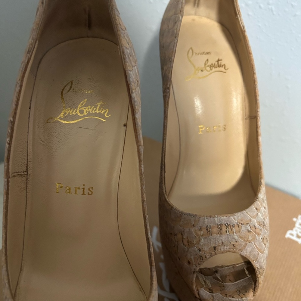 Christian Louboutin Tan Platform Shoes - Picture 4 of 7